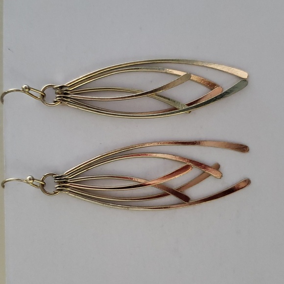 Gold Tone Dangle Earrings - Picture 3 of 3